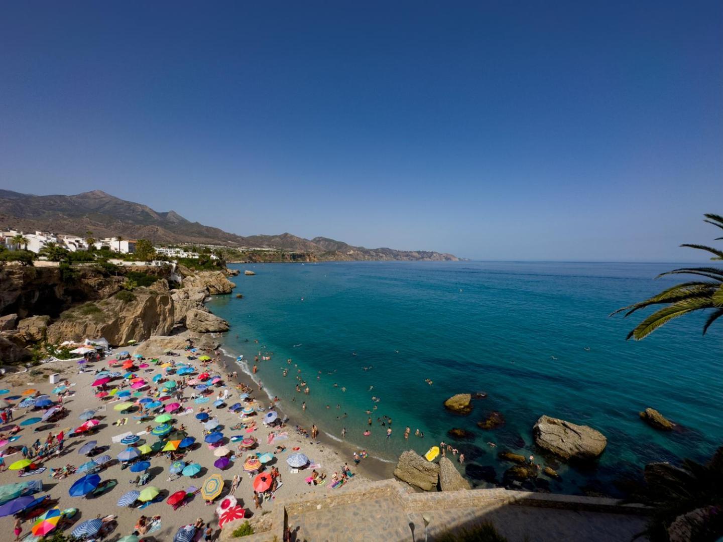 Apartamento Cala Bajo ネルハ エクステリア 写真
