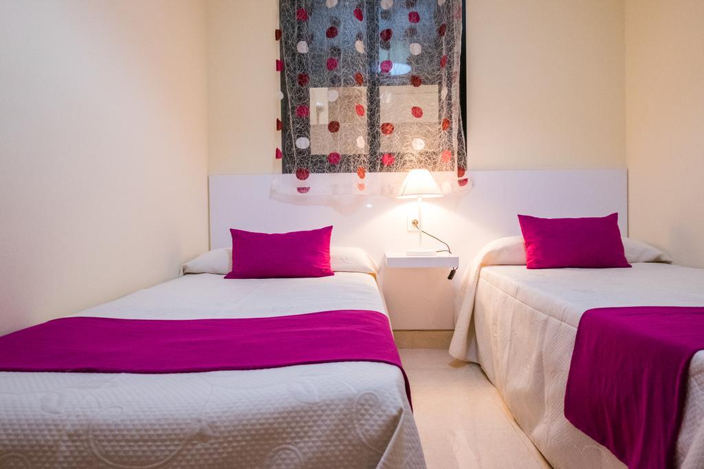 Apartamento Cala Bajo ネルハ エクステリア 写真