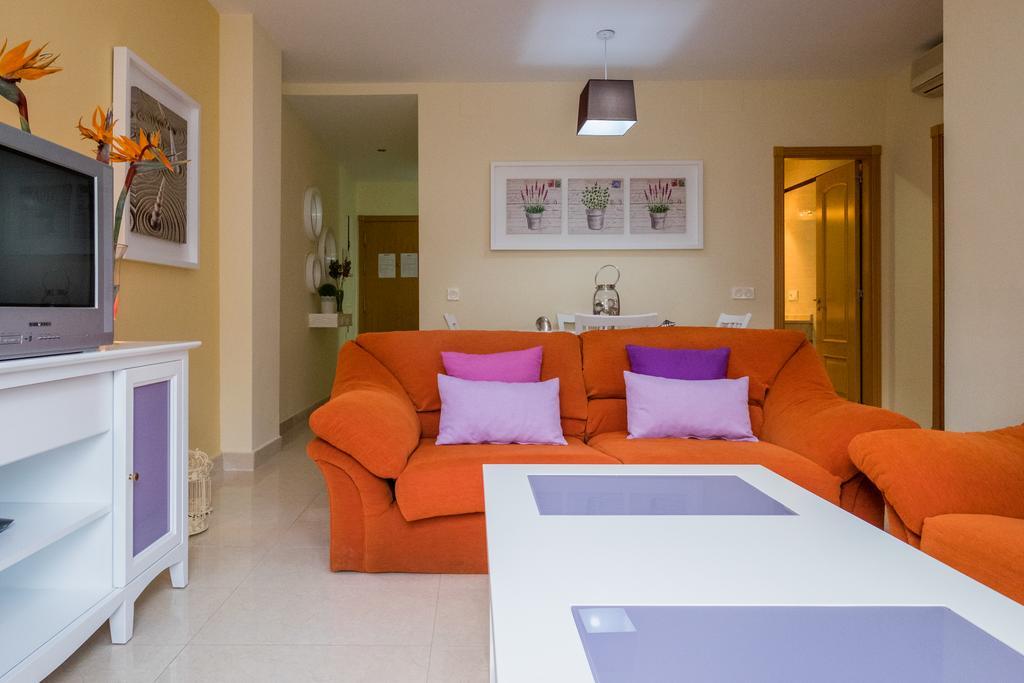 Apartamento Cala Bajo ネルハ エクステリア 写真