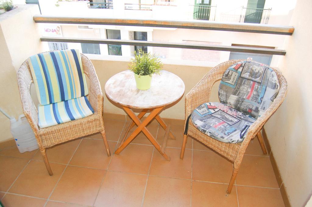 Apartamento Cala Bajo ネルハ エクステリア 写真