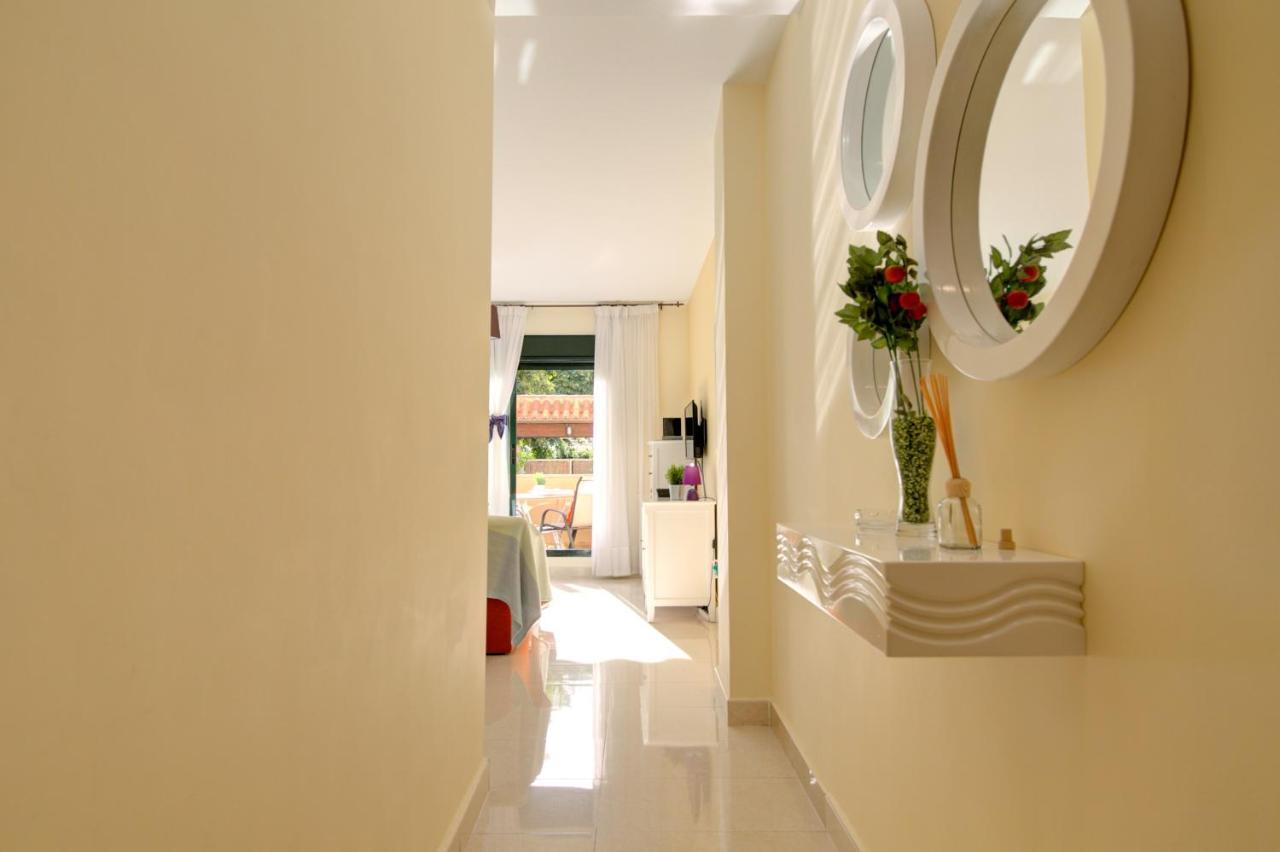 Apartamento Cala Bajo ネルハ エクステリア 写真