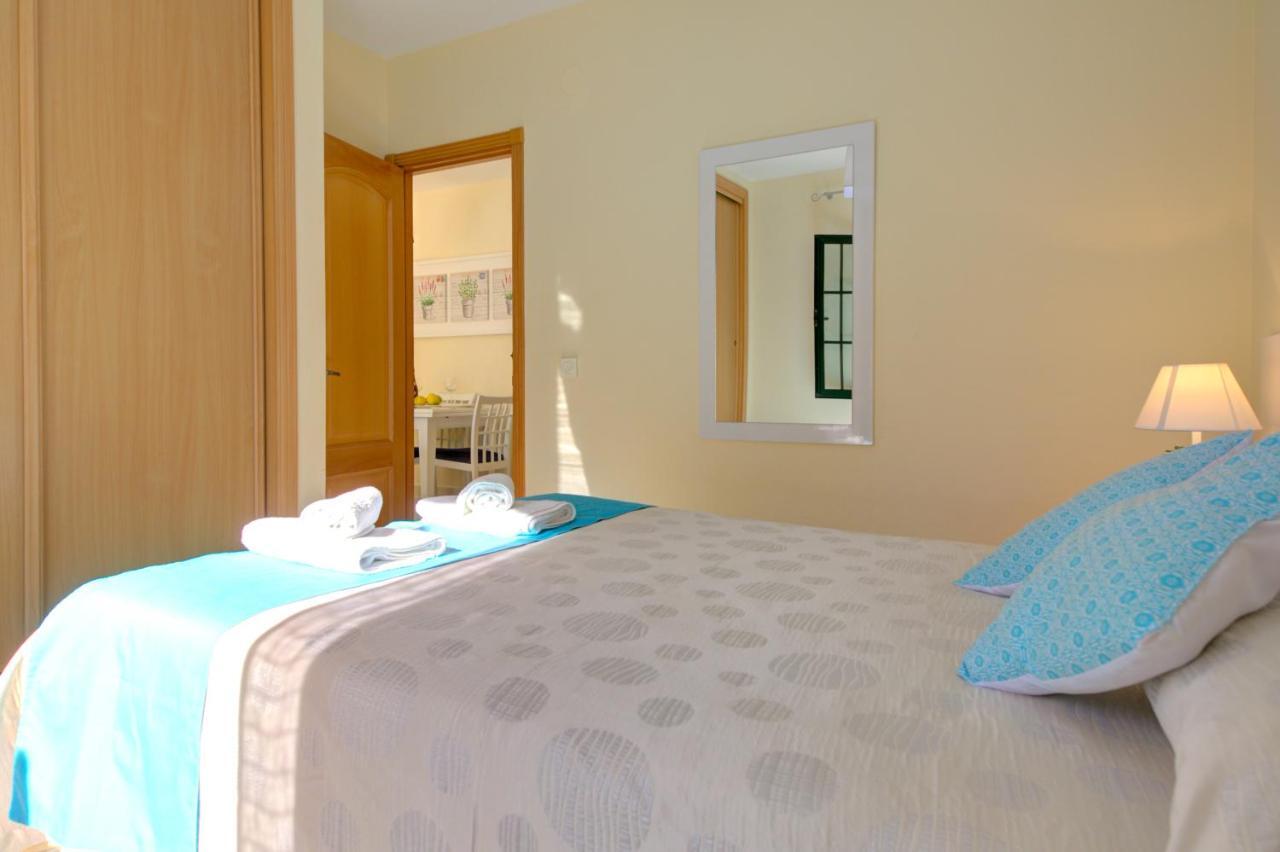 Apartamento Cala Bajo ネルハ エクステリア 写真