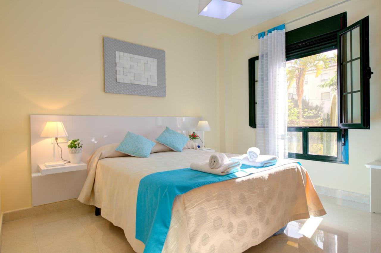 Apartamento Cala Bajo ネルハ エクステリア 写真
